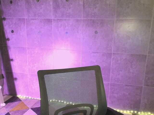 KateFoxxx028's BongaCams show and profile