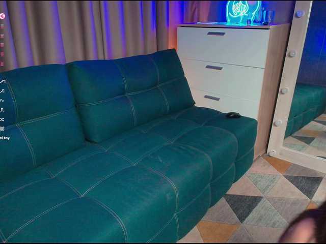 KateFoxxx028 live cam on BongaCams