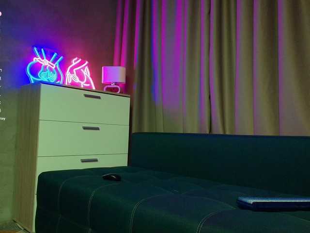 KateAmple webcam