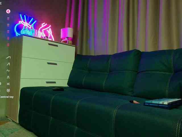 KateAmple webcam