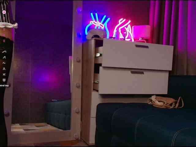 KateAmple webcam