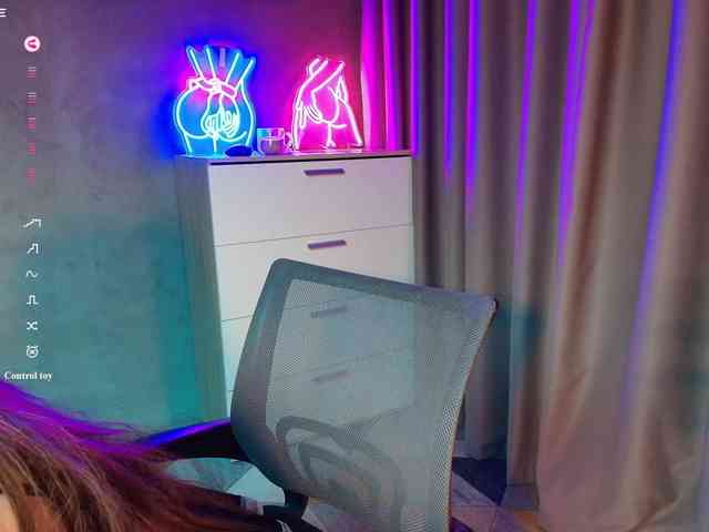KateAmple webcam