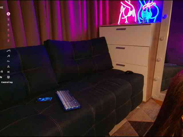 KateAmple webcam