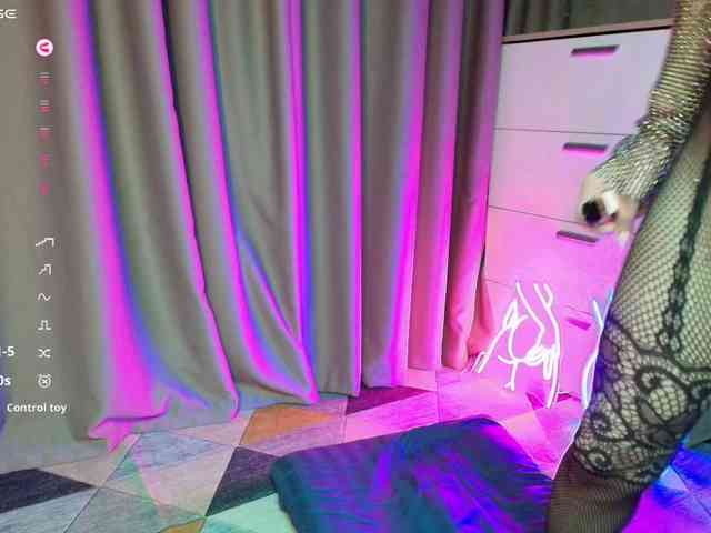 KateAmple webcam