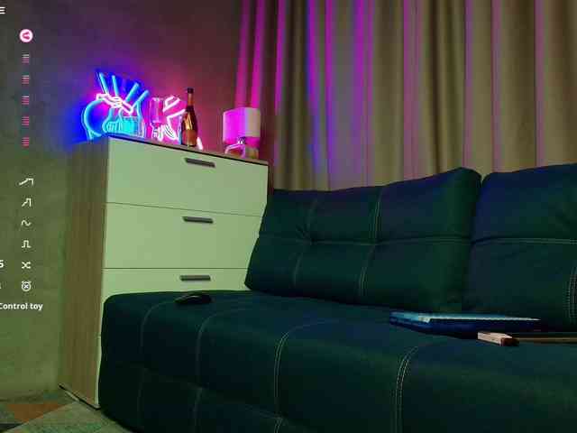 KateAmple webcam