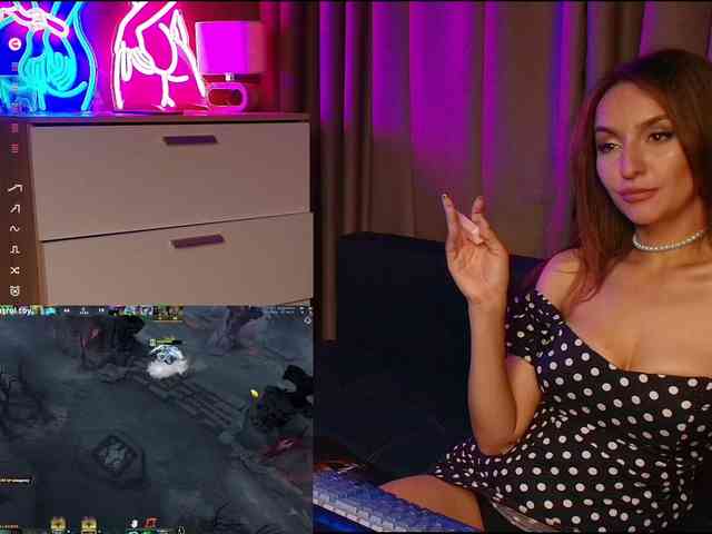KateAmple webcam
