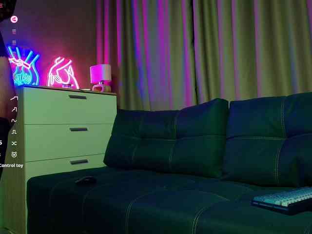 KateAmple webcam