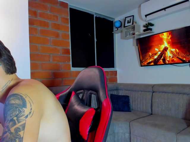 shirokitsune2 live cam on UnifiedCams