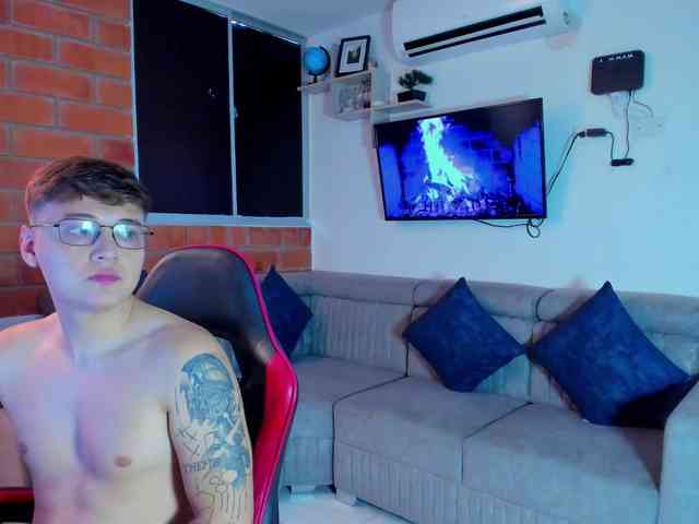 shirokitsune2 Sex Cam Show