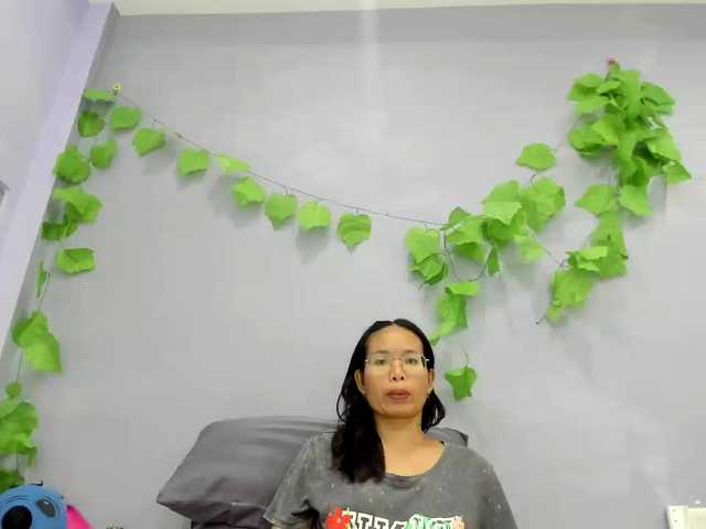jennyloveley live cam on BongaCams