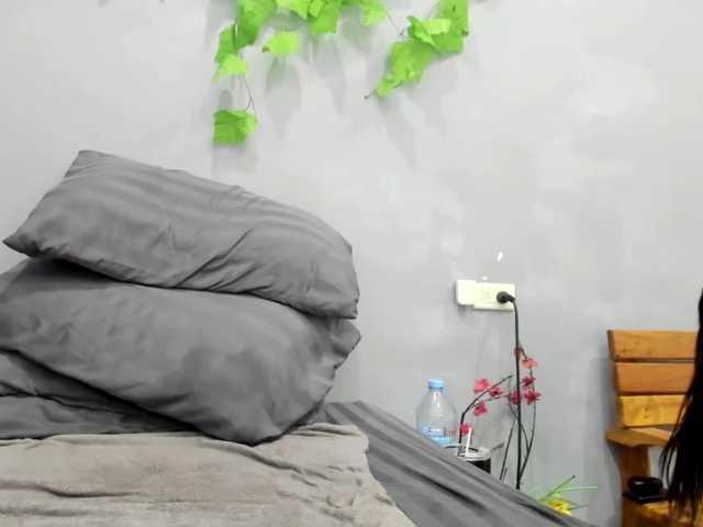 jennyloveley's BongaCams show and profile