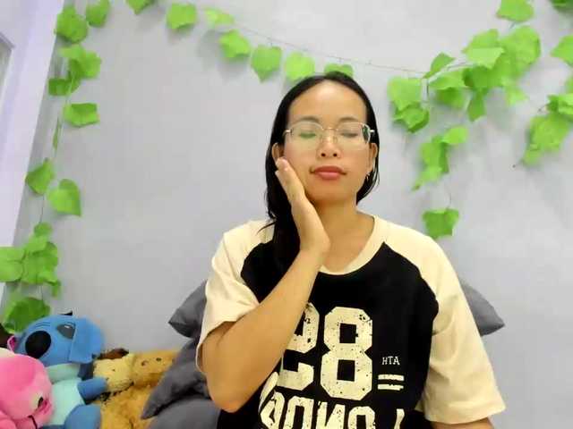 jennyloveley live cam on BongaCams