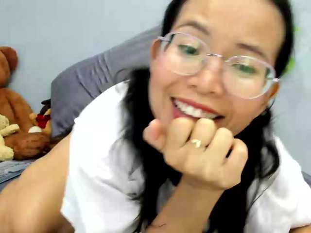 jennyloveley live cam preview