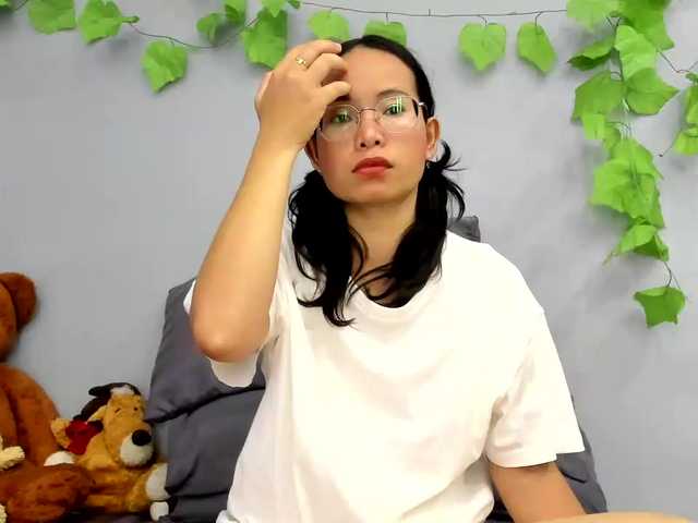 jennyloveley live cam on BongaCams