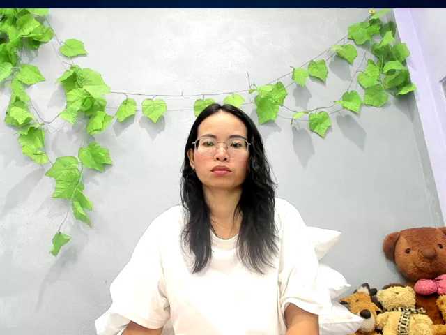 jennyloveley live cam on BongaCams
