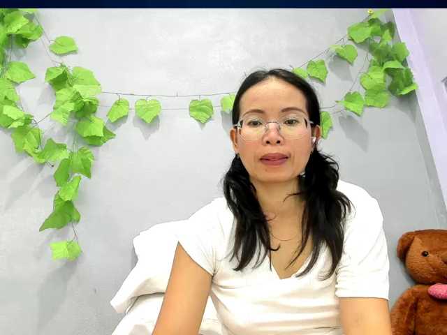 jennyloveley live cam on BongaCams