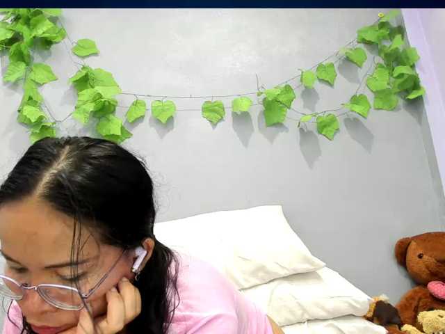 jennyloveley live cam preview