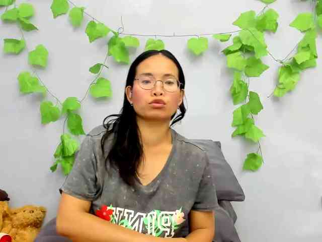 jennyloveley Live Webcam on BongaCams