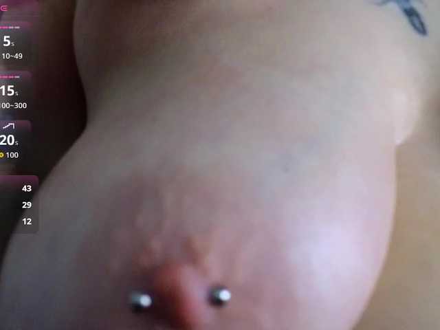 Ozalin live cam on BongaCams