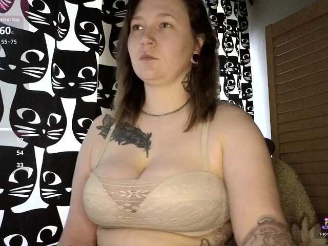 Ozalin live cam on BongaCams