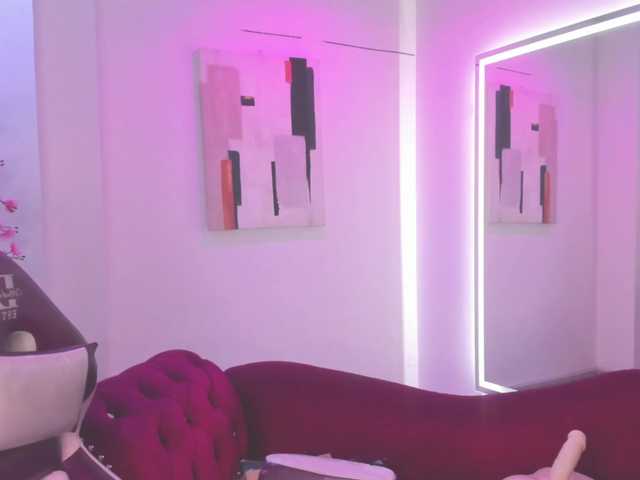 Leia-laurent live cam on BongaCams