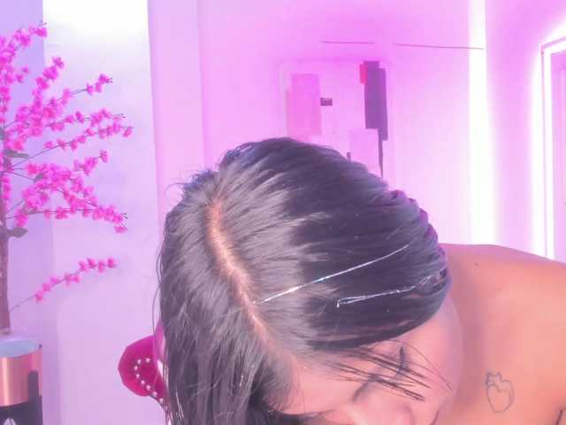 Leia-laurent live cam on BongaCams