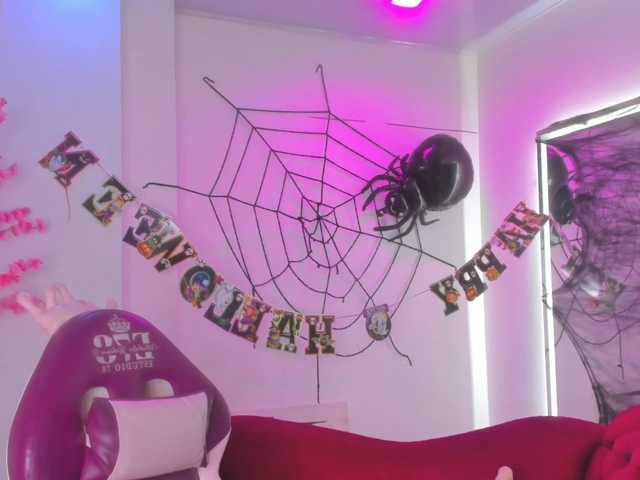 Leia-laurent live cam preview