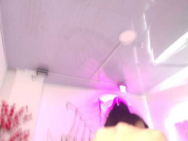 Leia-laurent live cam on BongaCams