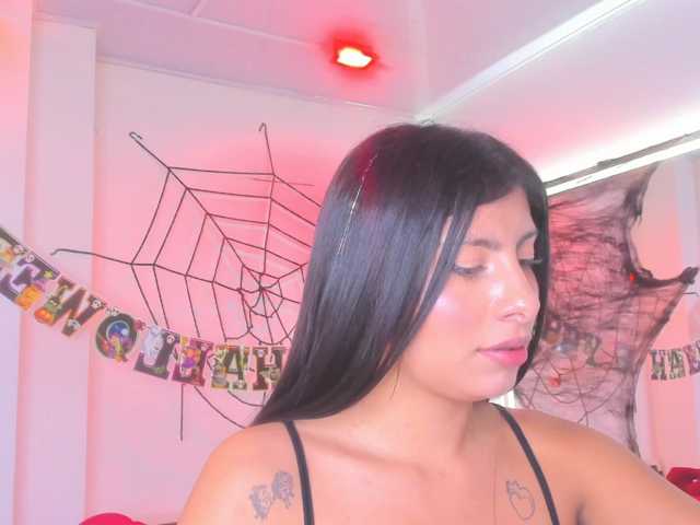Leia-laurent live cam preview