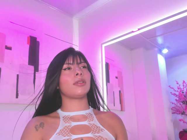 Leia-laurent live cam