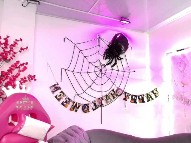 Leia-laurent live cam on BongaCams
