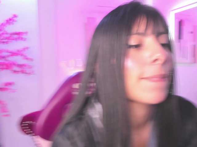 Leia-laurent live cam on BongaCams