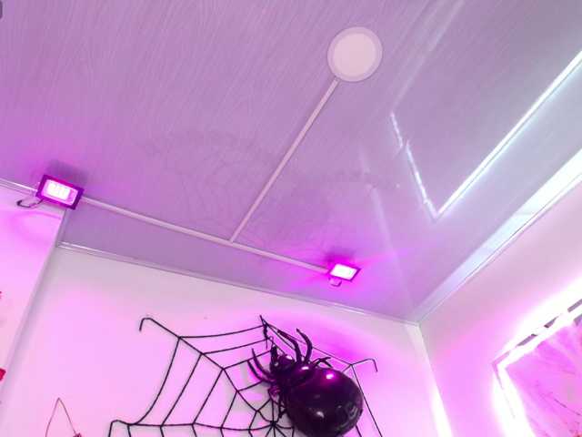 Leia-laurent live cam on BongaCams