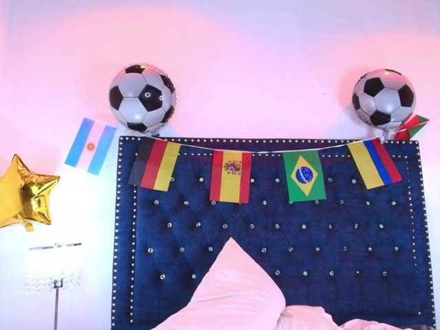 Leia-laurent live cam on BongaCams