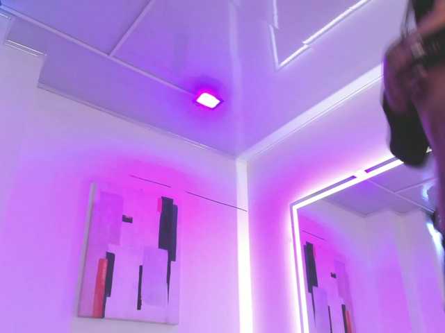 Leia-laurent live cam on BongaCams