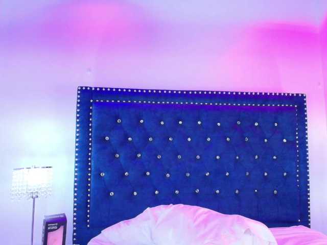 Leia-laurent live cam on BongaCams
