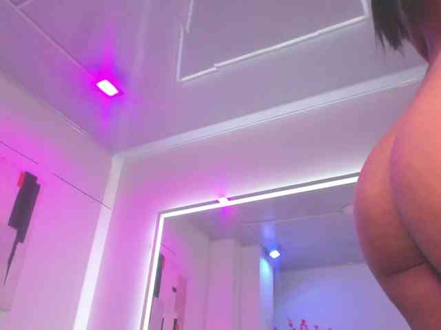 Leia-laurent webcam