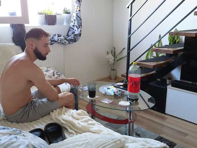 RyanStorm live webcam show