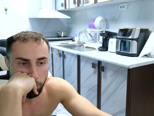 RyanStorm live cam preview