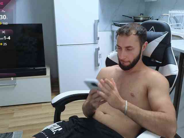 RyanStorm Sex Cam Show
