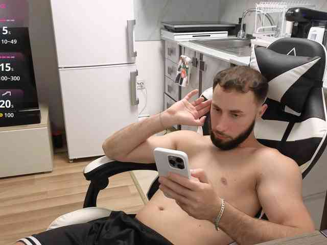 RyanStorm Sex Cam Show