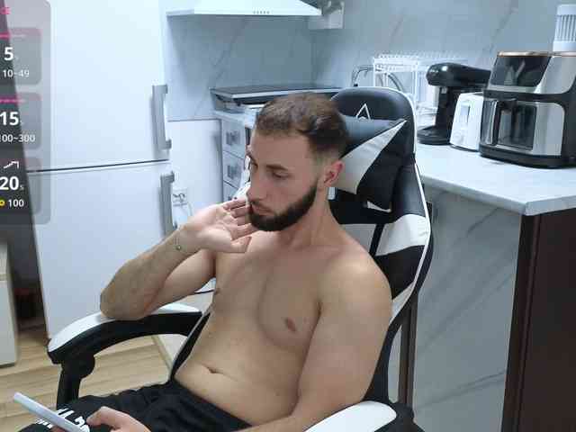 RyanStorm Sex Cam Show