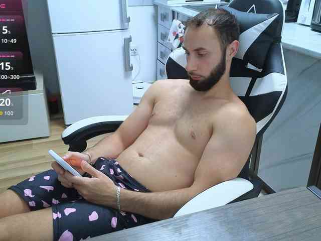 RyanStorm Sex Cam Show