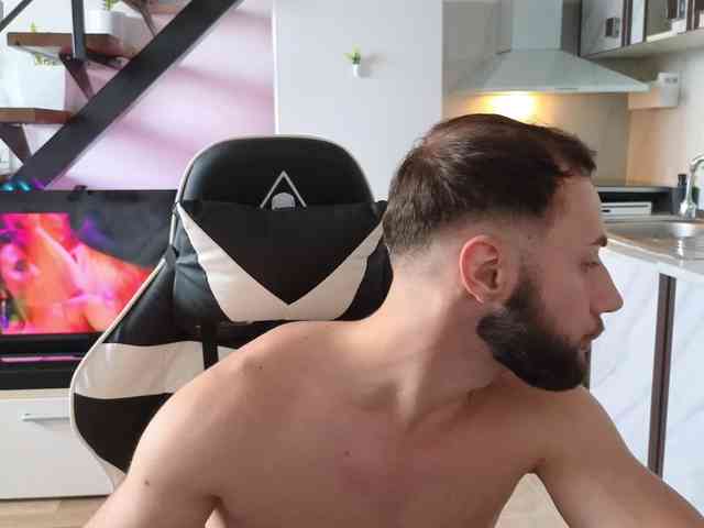 RyanStorm Sex Cam Show