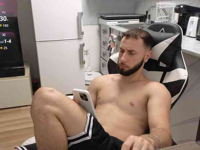 RyanStorm Sex Cam Show