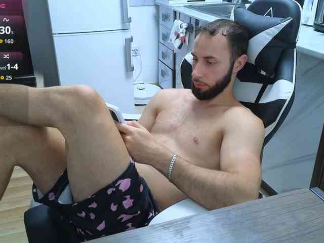 RyanStorm Sex Cam Show