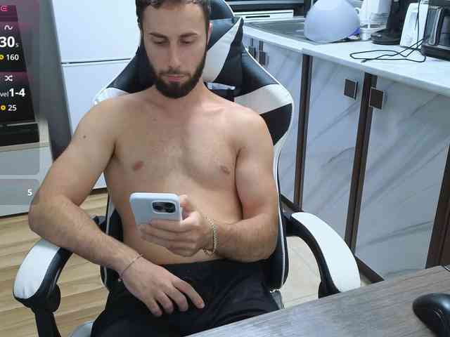 RyanStorm Sex Cam Show