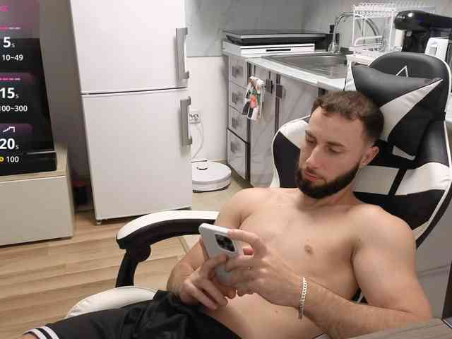 RyanStorm Sex Cam Show