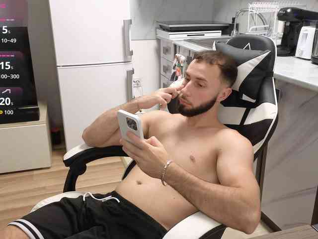 RyanStorm Sex Cam Show