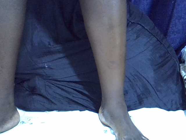 Sexymummy1 live cam on BongaCams